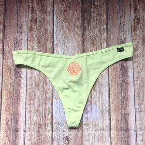 PINK Victoria’s Secret Thong